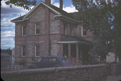 pullenhouse1943.jpg (15613 bytes)